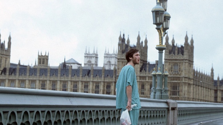 Cillian Murphy wanders empty streets in 28 Days Later