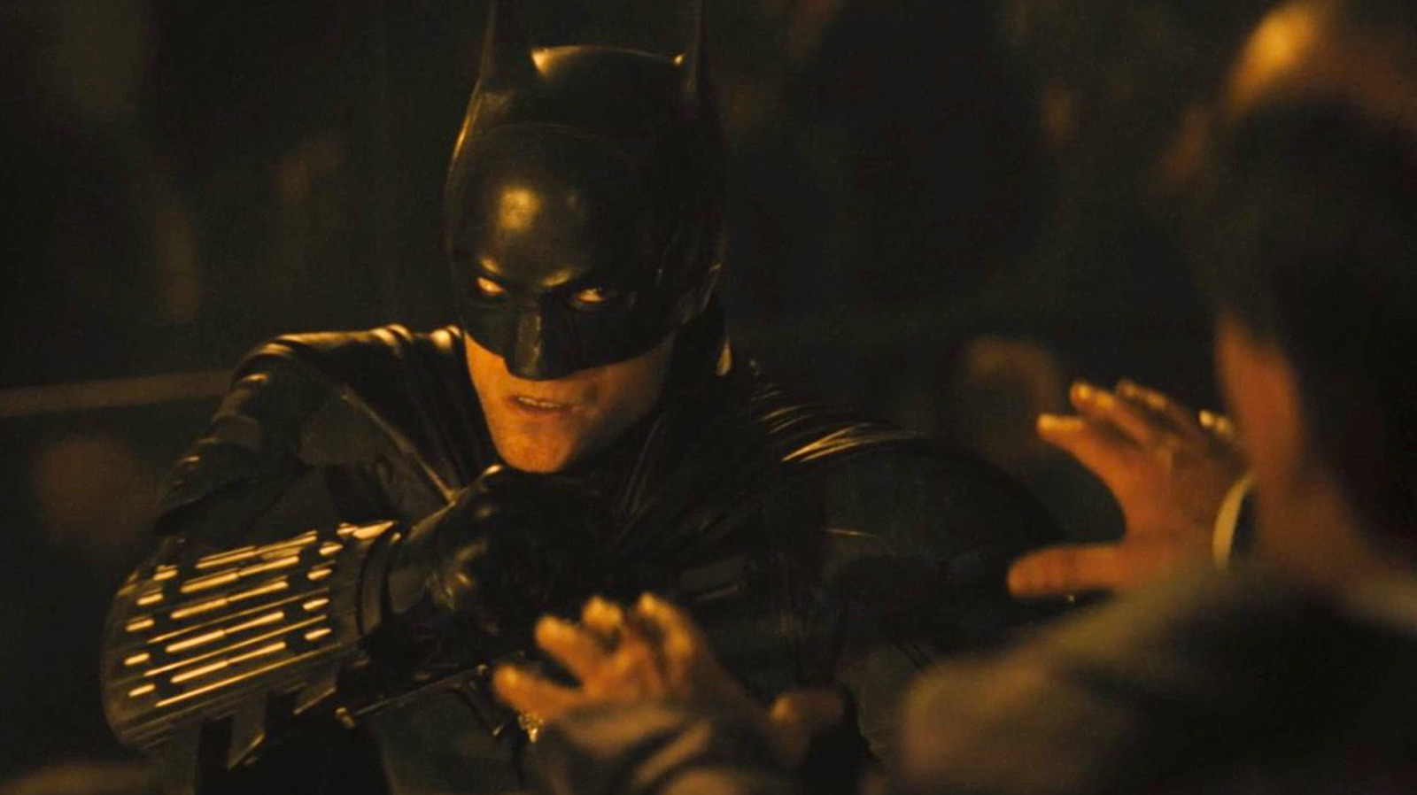 The Batman Director Matt Reeves Insisted On His Film Being Separate From  The DCEU