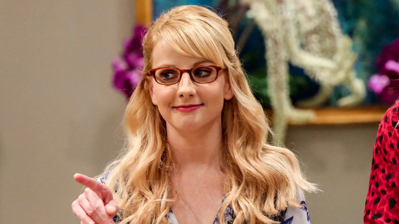 Bernadette smirking and looking off to the side on The Big Bang Theory