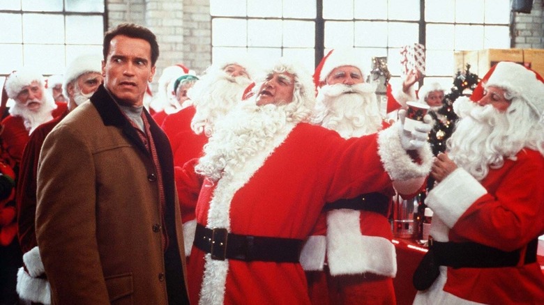 Schwarzenegger with Santas