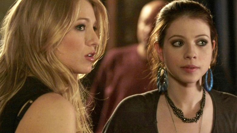 Serena and Georgina looking at something on Gossip Girl