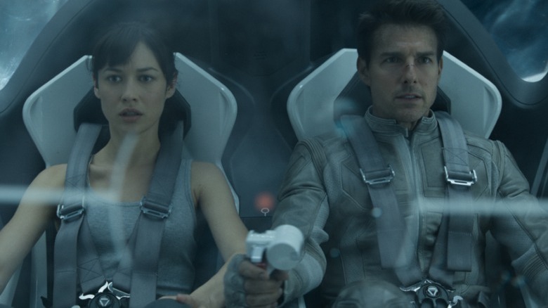 Olga Kurylenko, Tom Cruise, Terminator 3: Rise of the Machines