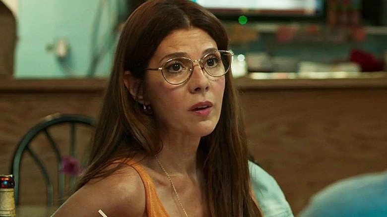 Aunt May wearing glasses Spider-Man: Homecoming