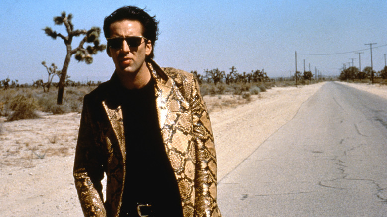 Wild At Heart - Love Me (Performed by Nicolas Cage) 