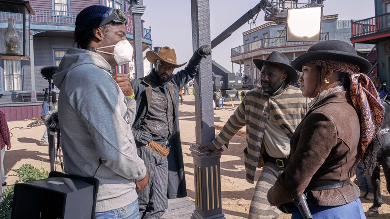 Jeymes Samuel, LaKeith Stanfield, Idris Elba and Regna King behind the scenes of The Harder They Fall