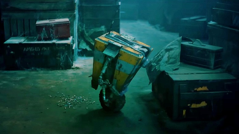 Claptrap pooping bullets in the Borderlands trailer