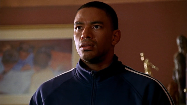 Laz Alonso como George Warren en Bones