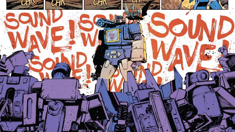 Decepticons kneel as they hail Soundwave in Transformers #7