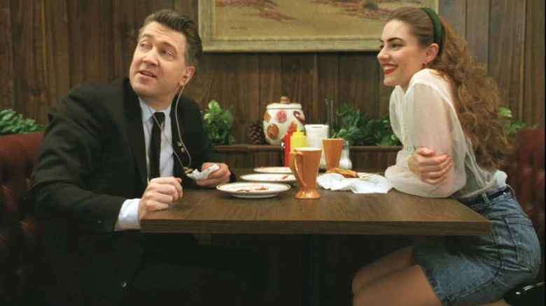 Cole and Shelly at a diner in Twin Peaks