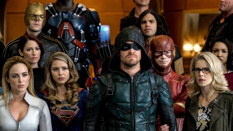 Il cast del crossover Arrowverse