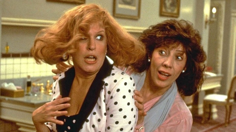 Bette Midler and Lily Tomlin mugging for the camera in Big Business