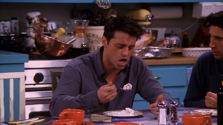 Matt LeBlanc in Friends season 6, episode 9