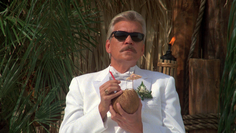 Tom Atkins in Night of the Creeps