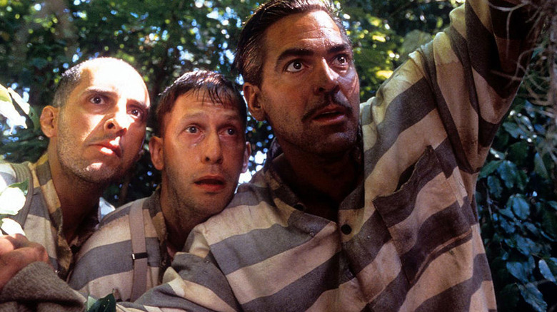 George Clooney, Tim Blake Nelson and John Turturro in O Brother, Where Art Thou?