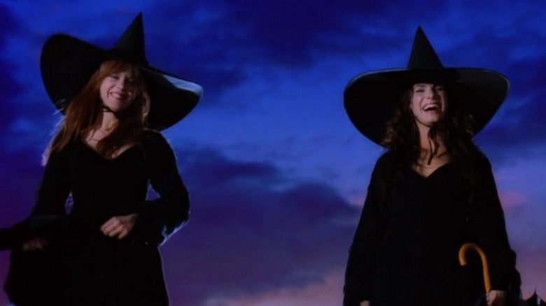 Nicole Kidman and Sandra Bullock in Practical Magic