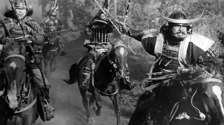 Warriors on horseback in Throne of Blood