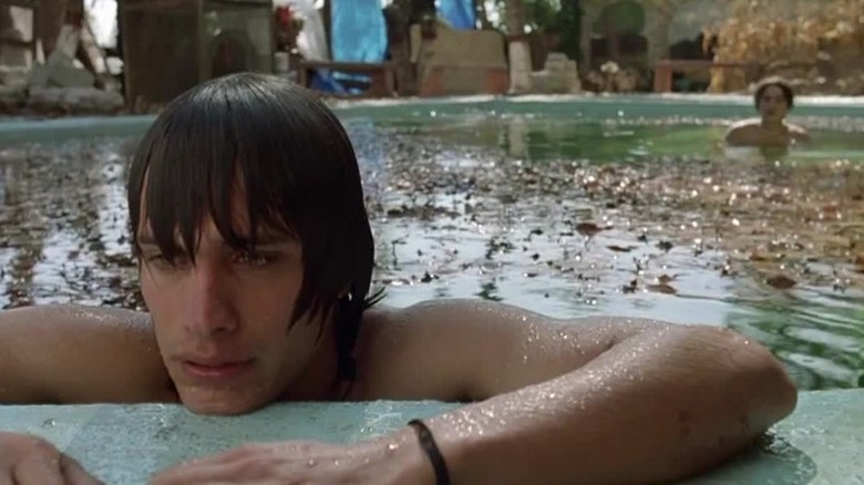 Julio foreground, Tenoch background, pool