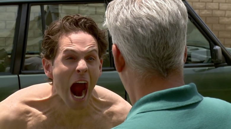 Sempre faz sol na Filadélfia, Glenn Howerton