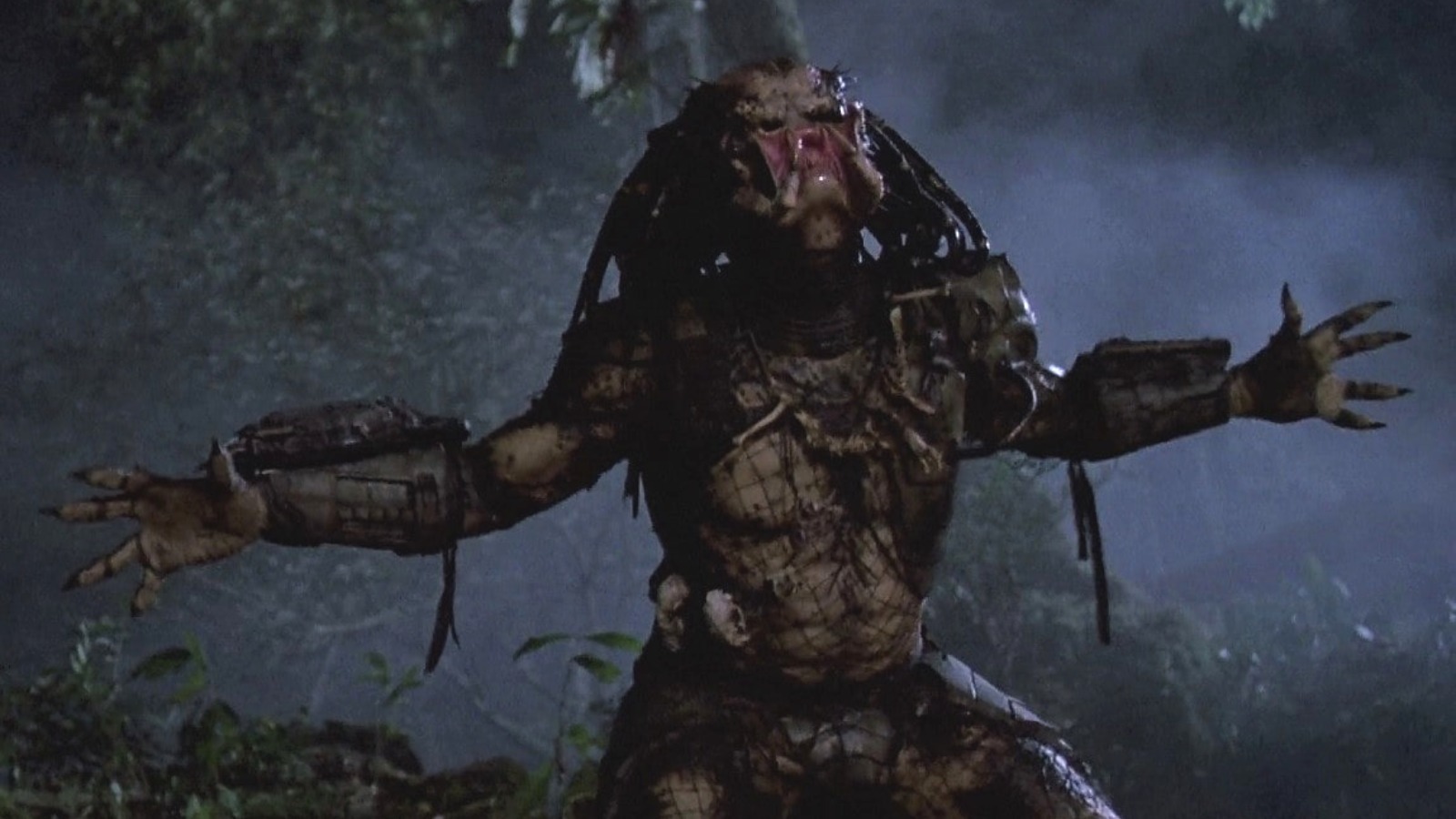 Alien vs. Predator (2004) - Movie Review : Alternate Ending