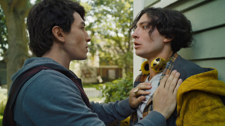 The Flash Used An Unexpected Filmmaking Technique To Clone Ezra Miller