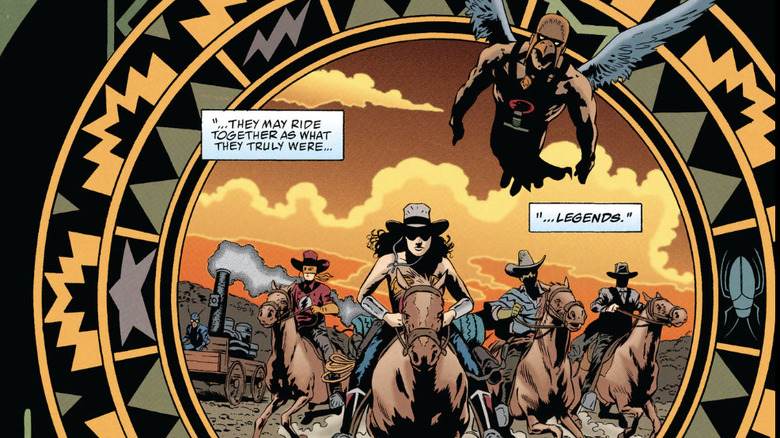 Justice Riders: Kid Flash, Wonder Woman, Booster Gold, Blue Beetle e Hawkman andando no pôr do sol