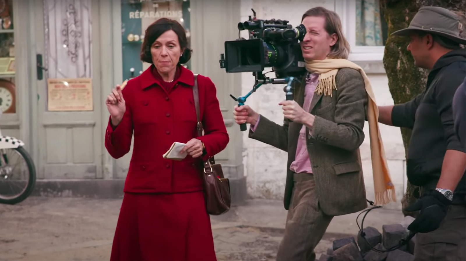 The French Dispatch Featurette Introduces The All Star Ensemble Of Wes Anderson S Latest Film