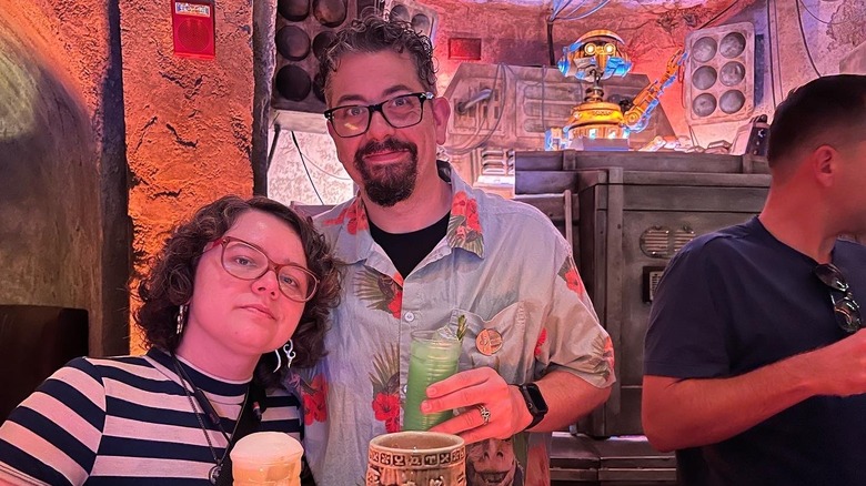 Halcyon Passengers playing spy at Oga's Cantina