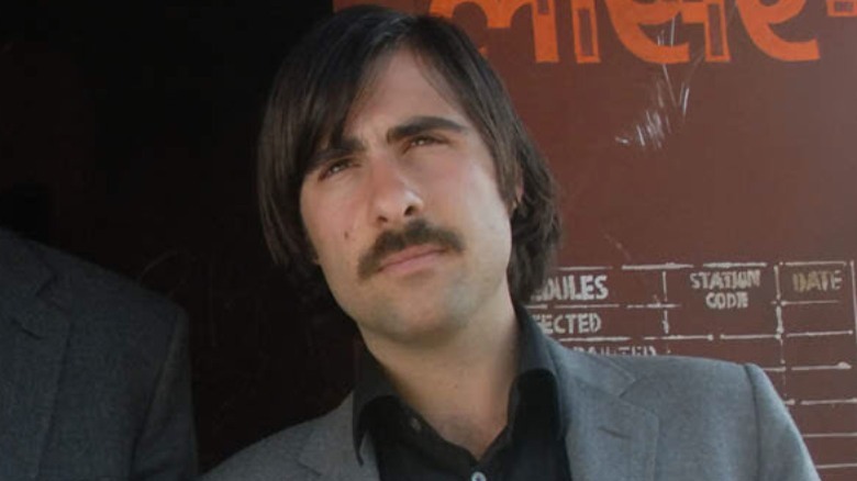 Jason Schwartzman in The Darjeeling Limited