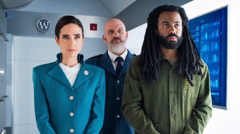 Jennifer Connelly Mike O'Malley Daveed Diggs standing