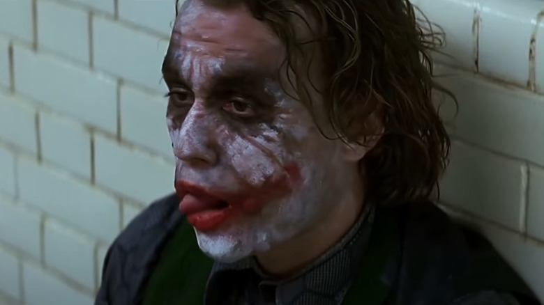 The Joker's Lip-Licking Tick In The Dark Knight Started As A Practicality