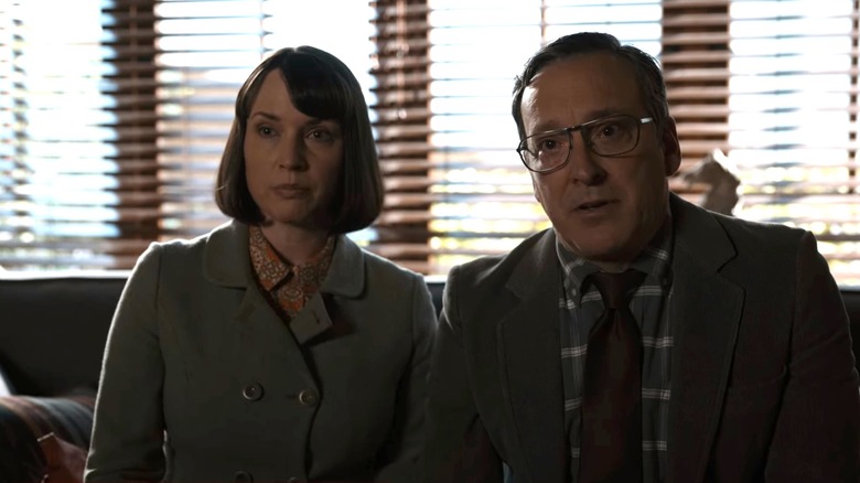 Julie Ann Emery as Betty Kettleman and Jeremy Shamos as Craig Kettleman in Better Call Saul 