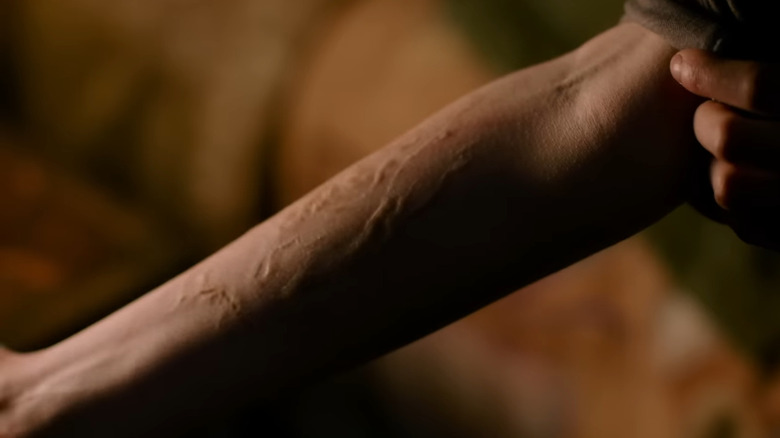 The Last of Us Ellie's arm