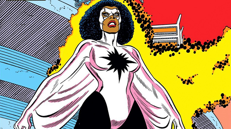 Monica Rambeau se torna Capitã Marvel em Amazing Spider-Man Annual #16