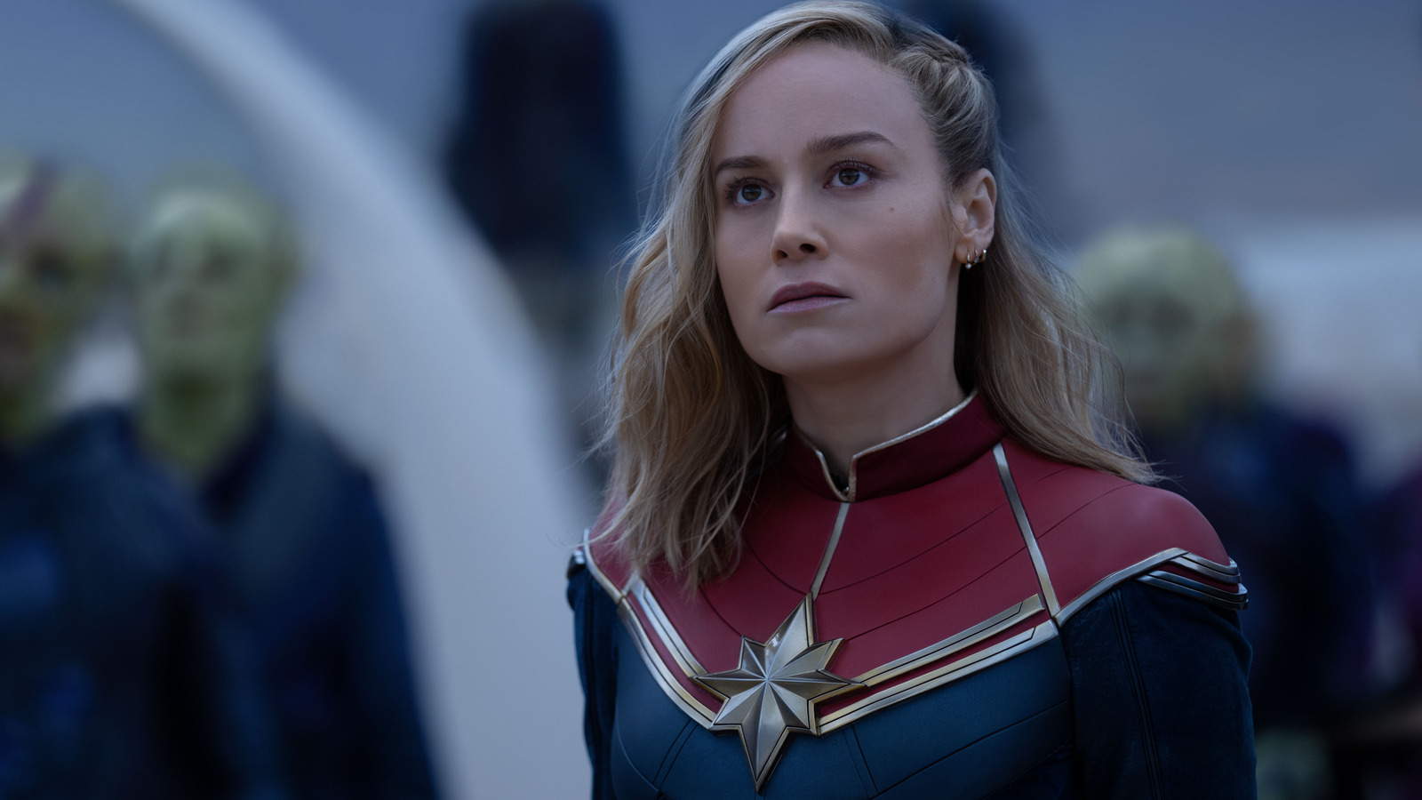 Ms. Marvel Gets a Call from Valkyrie in The Marvels Deleted Scene