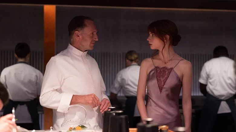 Ralph Fiennes and Anya Taylor-Joy in The Menu