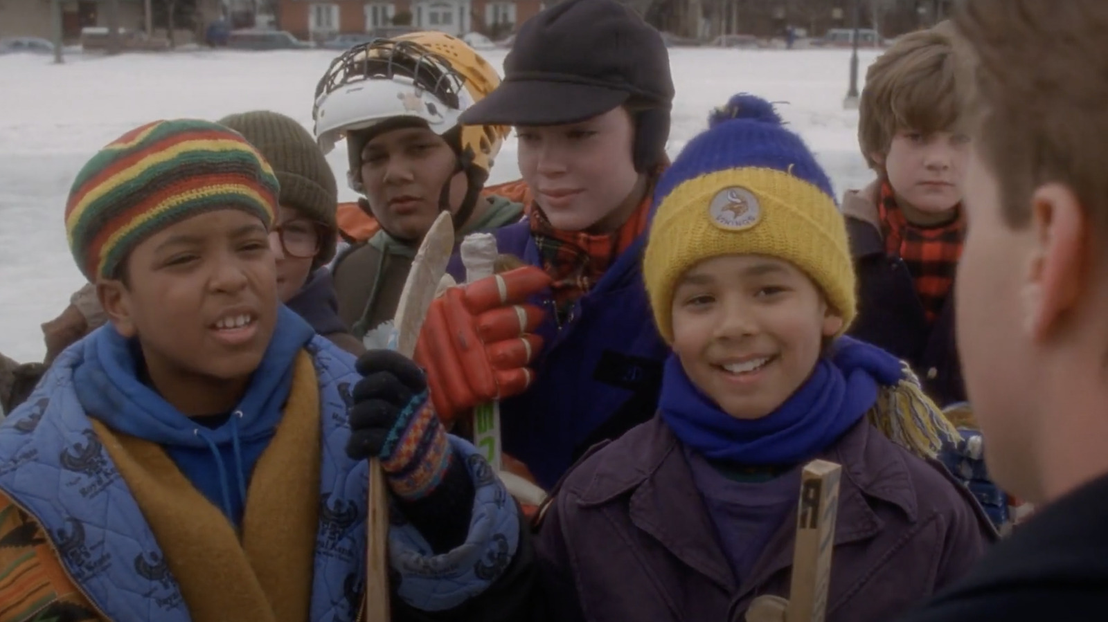 30 years after filming The Mighty Ducks, cast members fondly