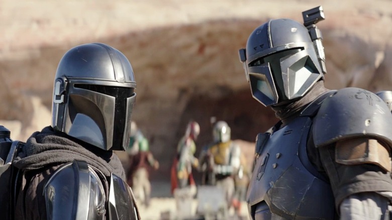 The More The Mandalorian Explains Its Helmet Rule, The More Questions ...