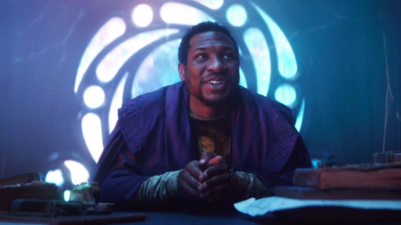 Jonathan Majors smiling