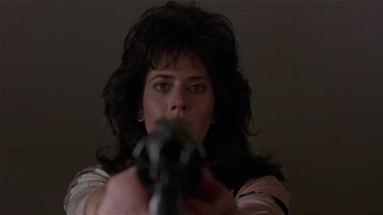 Lorraine Bracco Karen Hill Goodfellas gun scene