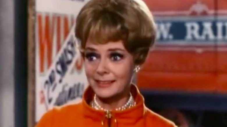 Anágua Junction June Lockhart