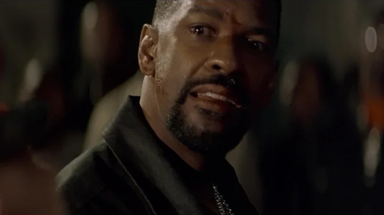 Denzel Washington's Alonzo looks afraid in Training Day