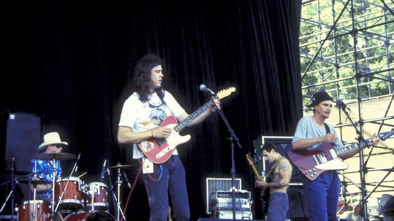 Butthole Surfers performing