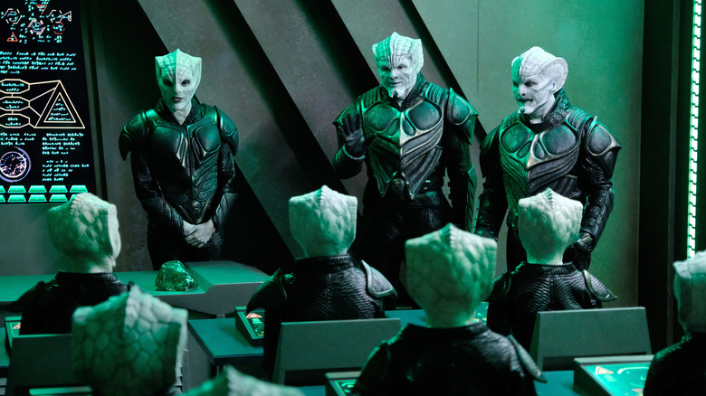 Gordon and Ed undercover on a Krill vessel in "The Orville"