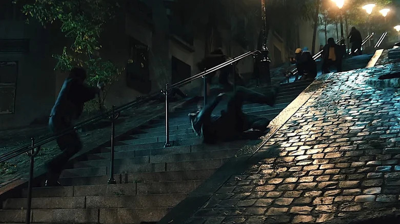 John Wick Capítulo 4 escadas