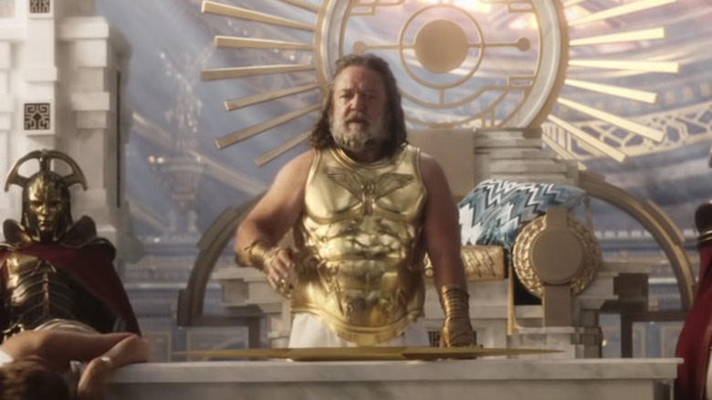Russell Crowe Zeus marvel studios thor love and thunder
