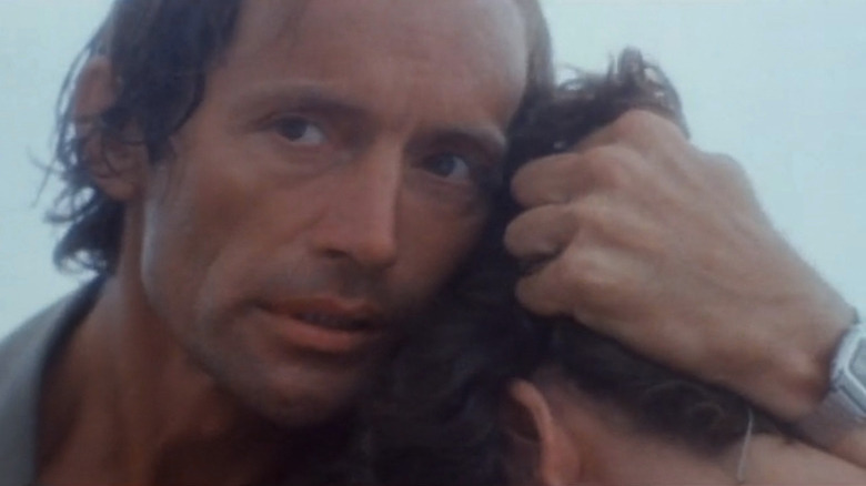 Piranha II Lance Henriksen