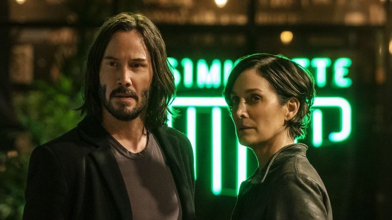 Keanu Reeves and Carrie Ann Moss in "The Matrix: Ressurections"