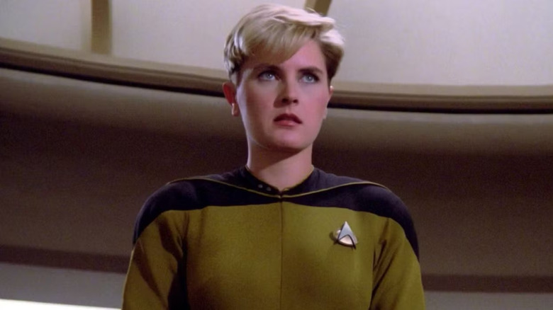 Denise Crosby sebagai Tasha Yar di Star Trek: Geneartion berikutnya