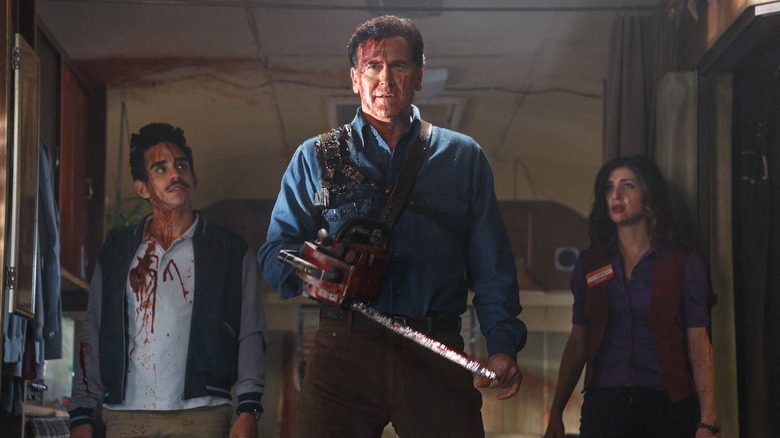 Ray Santiago, Bruce Campbell, and Dana DeLorenzo