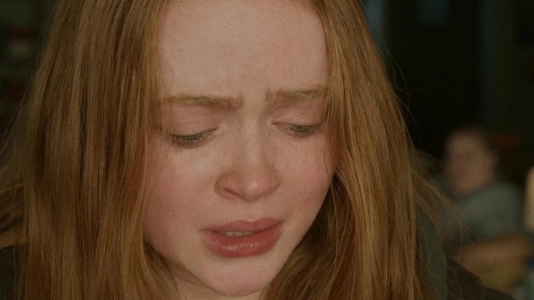 Sadie Sink as Ellie reading her Essay at the end of The Whale